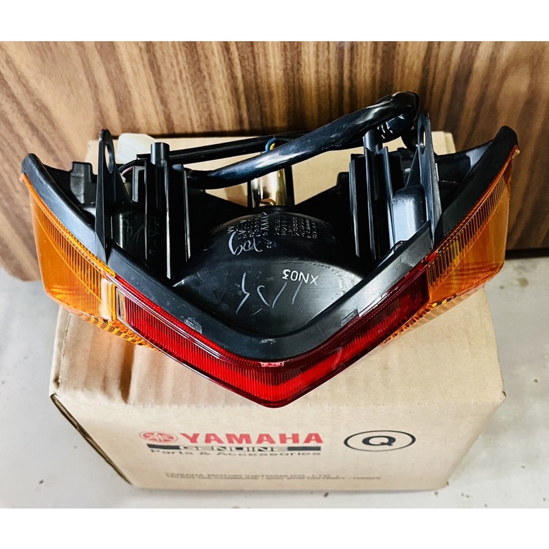 Cụm Đèn Hậu Đèn Biển Số Đèn Đuôi Yamaha Taurus Chính Hãng