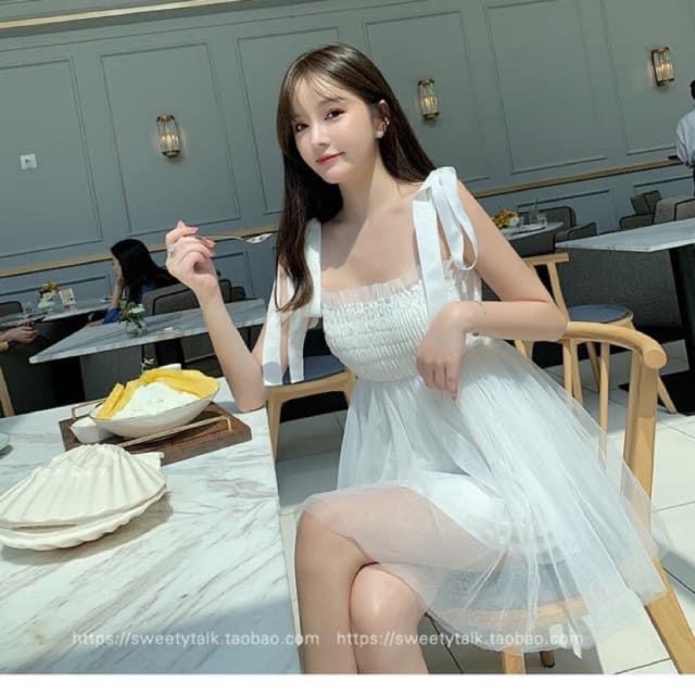 Đầm lưới công chúa 2 dây ruy băng form ngắn che quần đùi