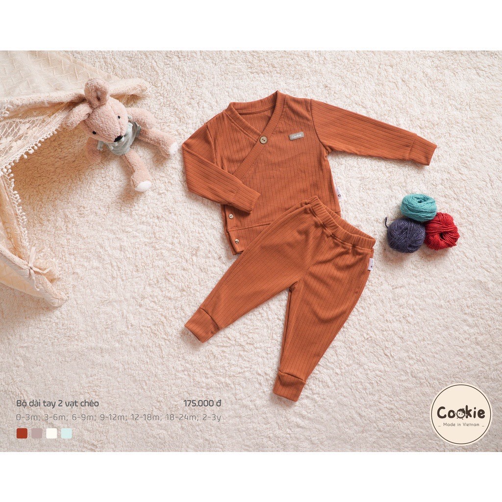 Bộ vạt chéo quần baggy len tăm Cookie