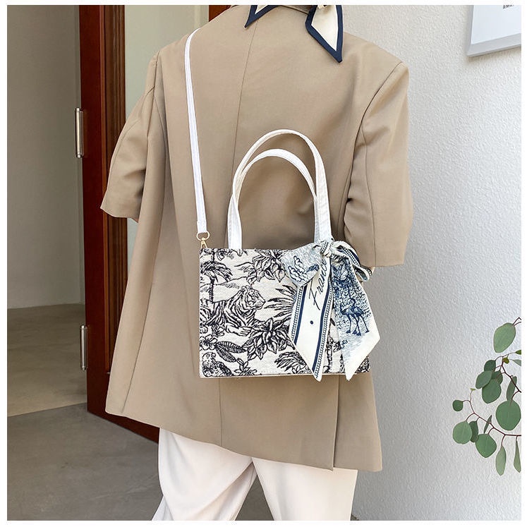 Túi xách Tote vải lanh Cotton thêu họa tiết thời trang 2021 | BigBuy360 - bigbuy360.vn