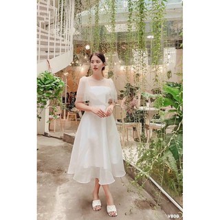 Đầm công chúa trắng
