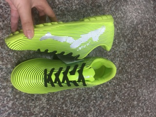 Giày đá bóng XP