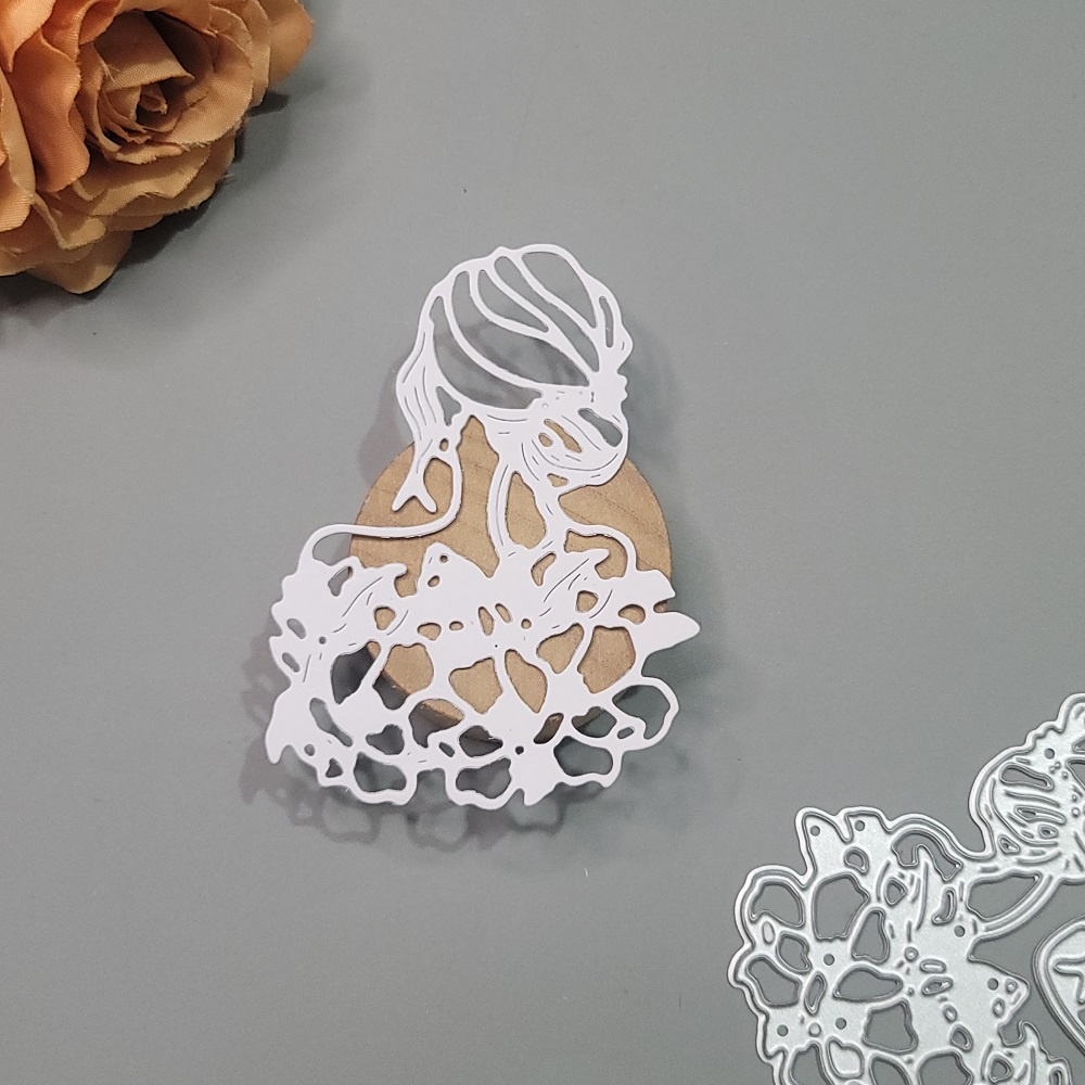 Khuôn Cắt Giấy Kim Loại 2 Kích Cỡ Tạo Hình Cô Gái