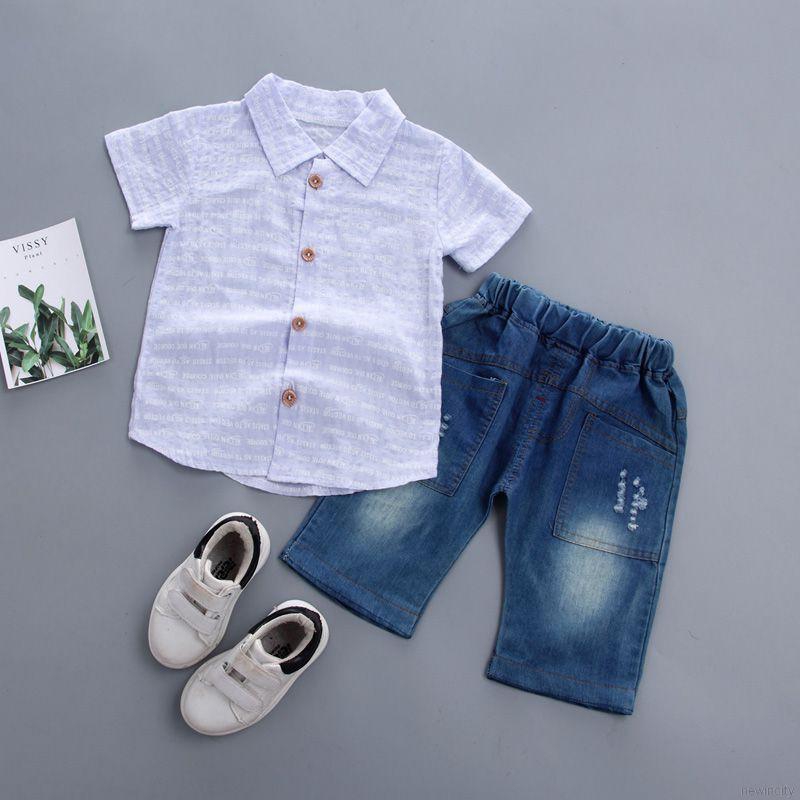 Set áo thun tay ngắn in chữ &amp; quần short denim cho bé trai