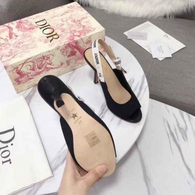 H(ẢNH THẬT) Sandal 9p Hở Mũi Da Gân Fullbox Bill Túi Hãng Cao Cấp