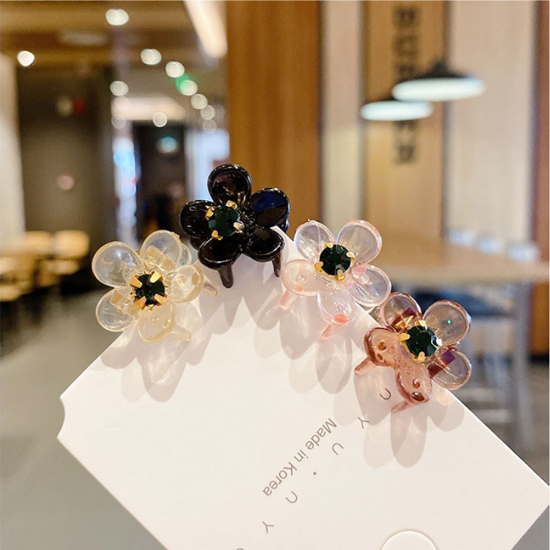 Kẹp tóc đính hoa thiết kế xinh xắn dễ thương cho nữ