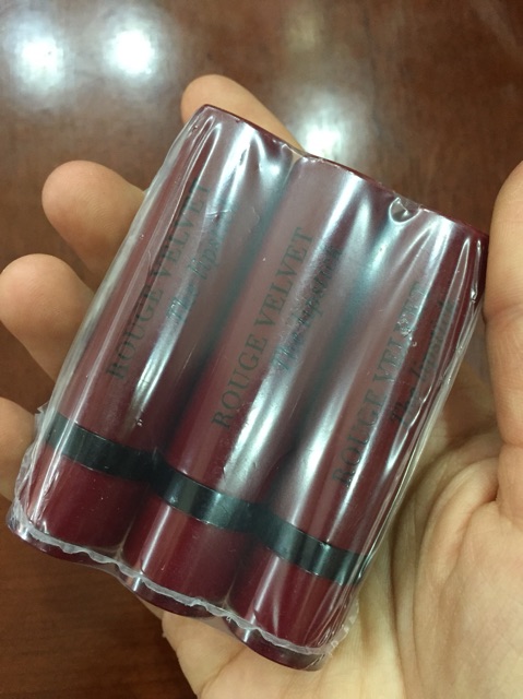 Son bourjois rough velvet lipstick dạng thỏi