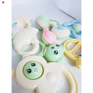 Bộ đồ chơi xúc xắc Baby Rattles Suit 8 món SẢN PHẨM HOT