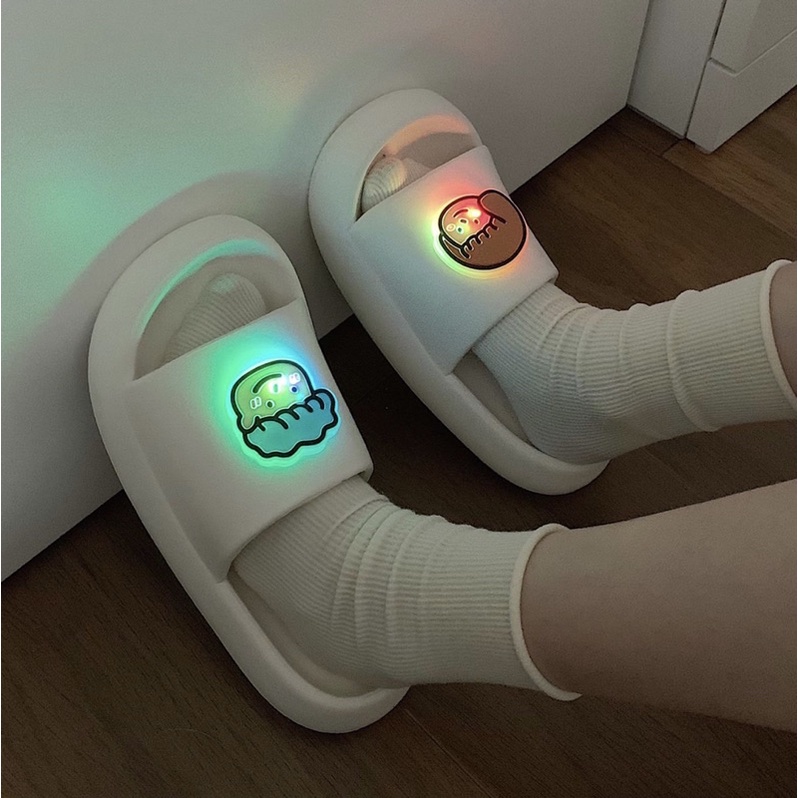 Dép nam nữ có đèn nháy unisex D02