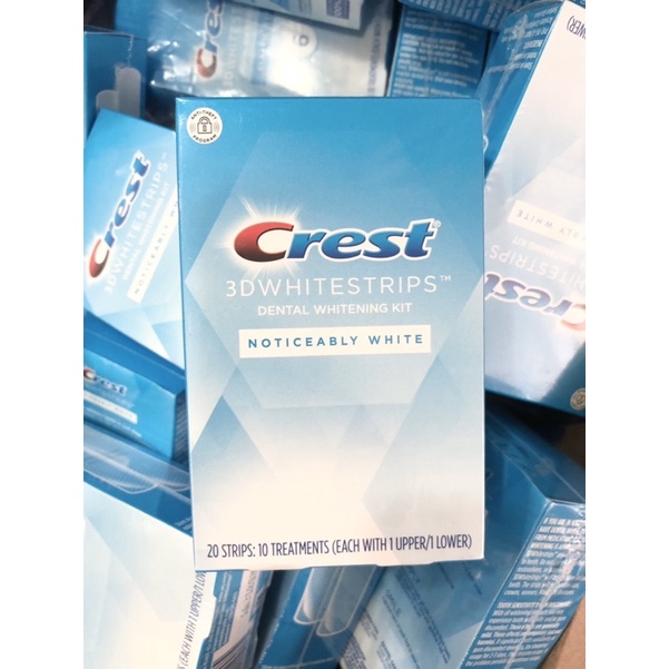 Miếng dán trắng răng Crest 3D White No Slip Whitestrips CLASSIC VIVID hộp 20 miếng từ Mỹ