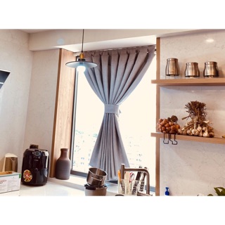 Thế giới rèm cửa Quý Nhân