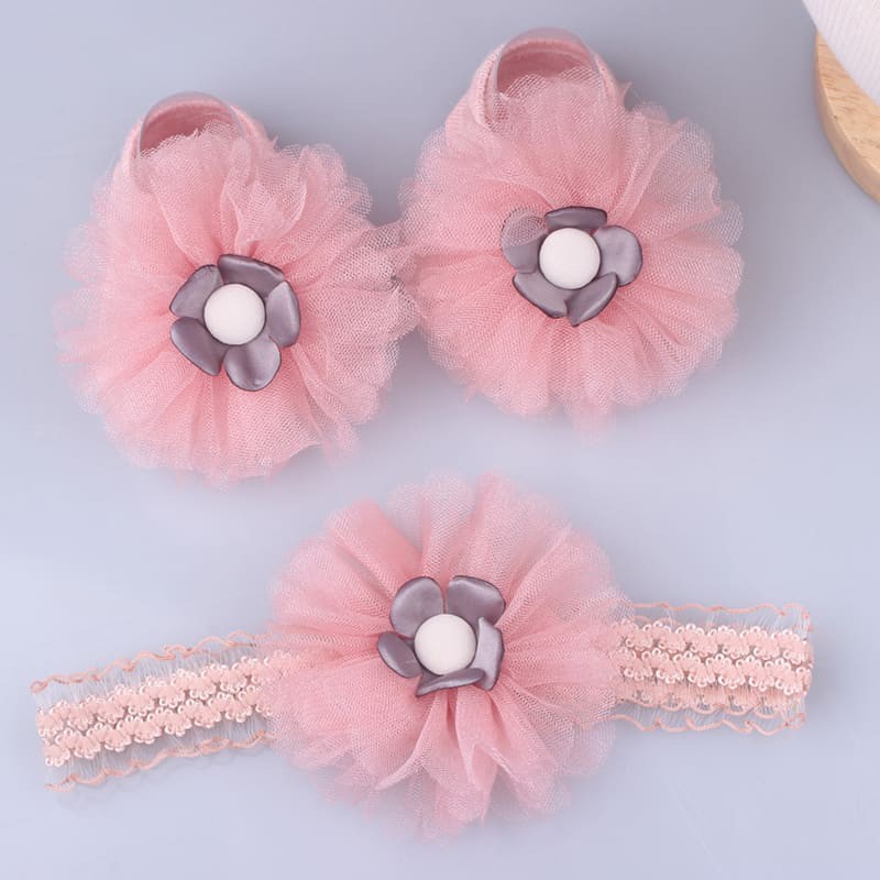 Set băng đô và đôi vớ hoa đính ngọc trai nhân tạo cho bé gái