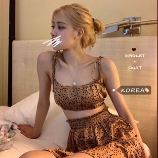 [ORDER] Set Rose Blackpink gồm áo 2 quây dây croptop + chân váy xoè ngắn chấn bi Ulzzang siêu xinh ❤️