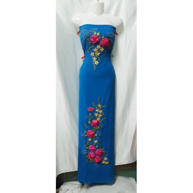 vải áo dài thêu ruy băng 200k