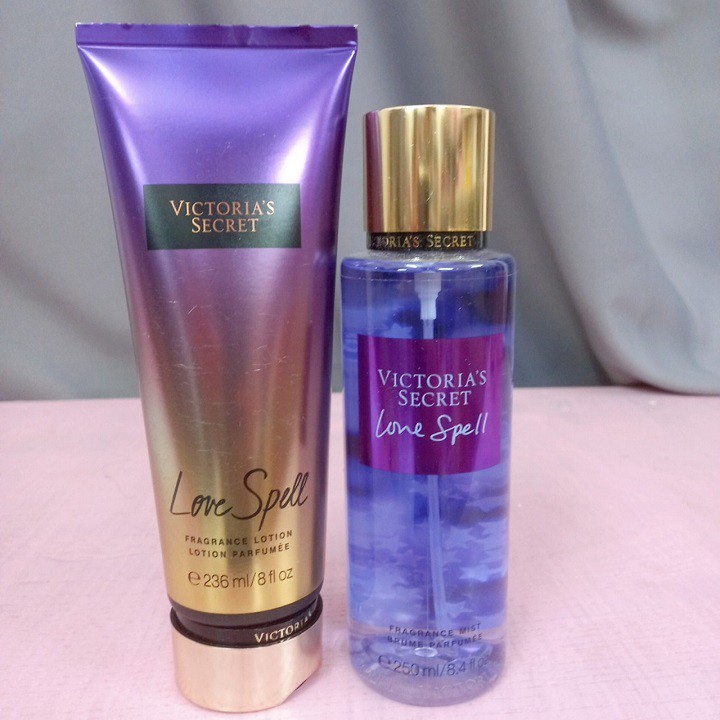 Set 2 chai Dưỡng thể (Lotion) và xịt thơm cơ thể (Mist) mùi Love spell hương đào thanh tươi dịu ngọt skkh | BigBuy360 - bigbuy360.vn