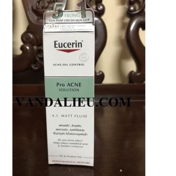 EUCERIN ACNE - OILCONTROL  PRO ACNE SOLUTION A.I MATT FLUID 50ML KEM DƯỠNG GIÚP GIẢM DẦU VÀ MỤN