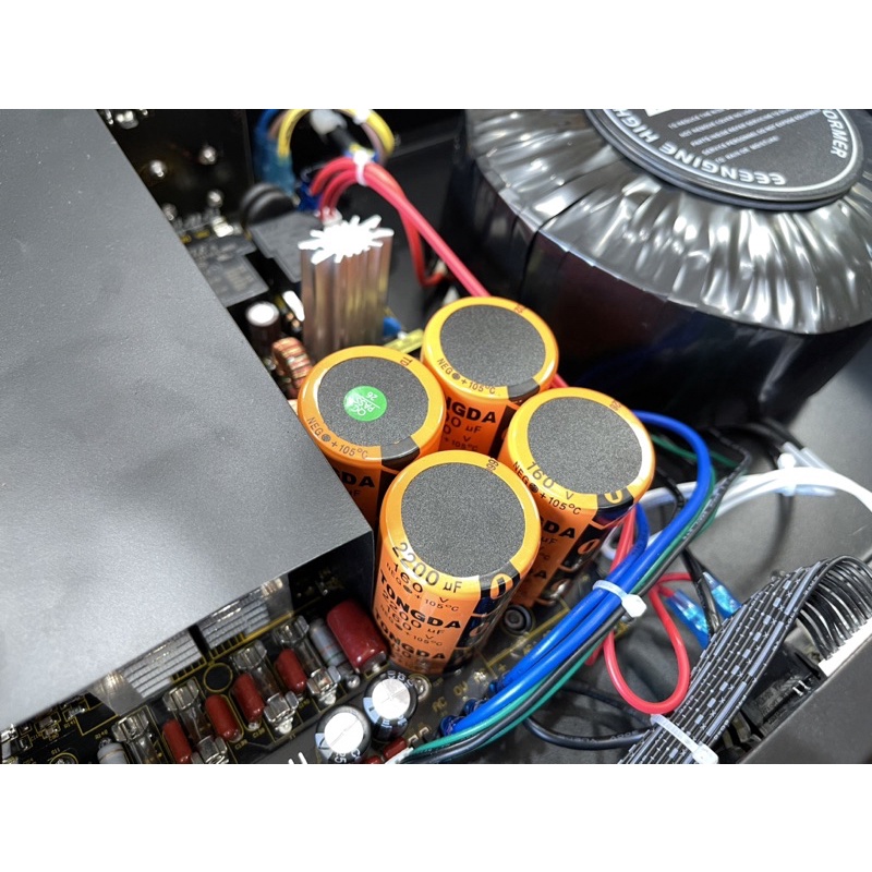 Đẩy 2 kênh ASHLY NV10002 class TD hàng chính hãng.Tặng dây giắc