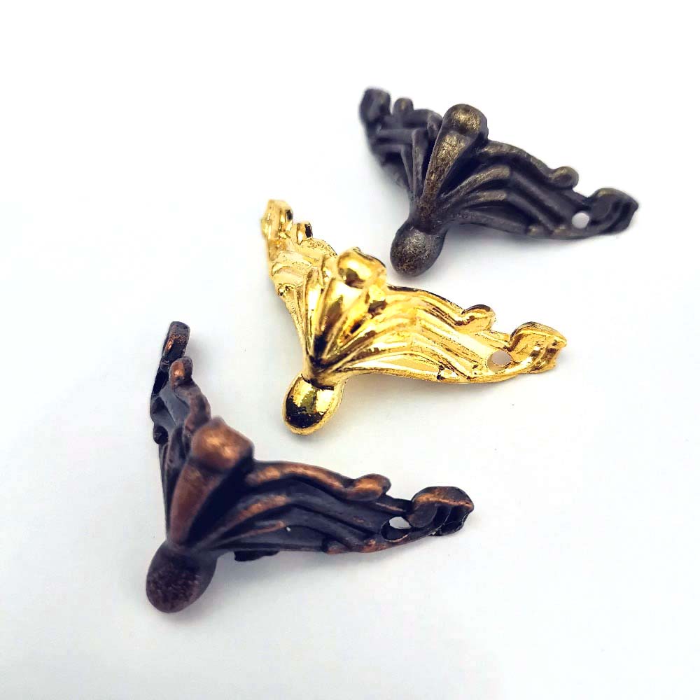 Set 4 chân đế bảo vệ góc bàn bằng đồng thau phong cách hoài cổ