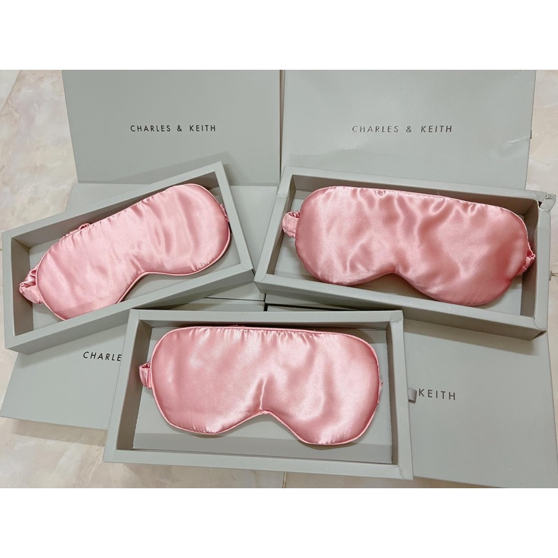bịt mắt ngủ lụa tiểu thư Charles&Keith