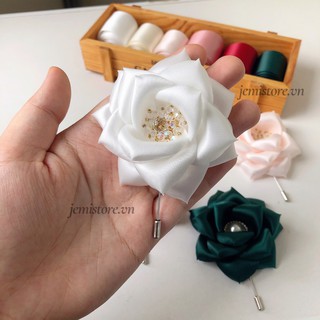 Hoa Cài Áo Handmade Cao Cấp Ruy Băng Lụa