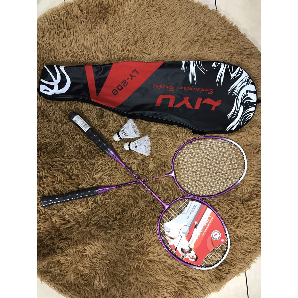 Bộ 2 chiếc vợt cầu lông Liyu LY-209 tặng kèm 2 cầu nhựa siêu bền