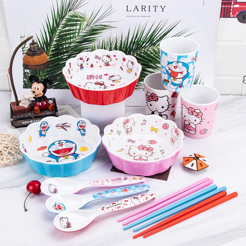 Chén dĩa lòng sâu Hello Kitty Doremon Doraemon