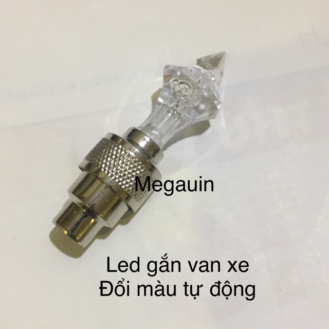 Đèn led van xe (mẫu kim cương) đổi màu (giá 1 cái)