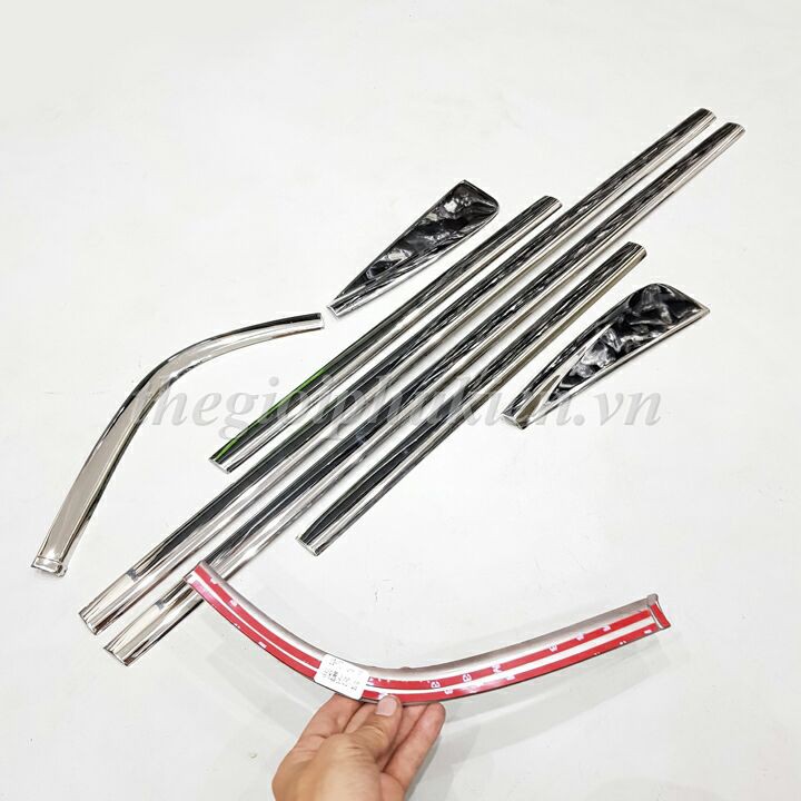 Bộ Ốp, Nẹp chân kính Mazda BT-50, BT50( hàng cao cấp)