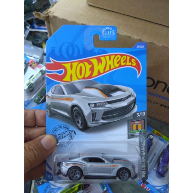 Xe Hotwheels 2018 Copo Camaro SS