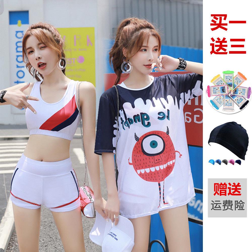 Bộ gồm bikini 2 mảnh dạng thể thao và áo thun dài in hoạ tiết dễ thương dành cho nữ