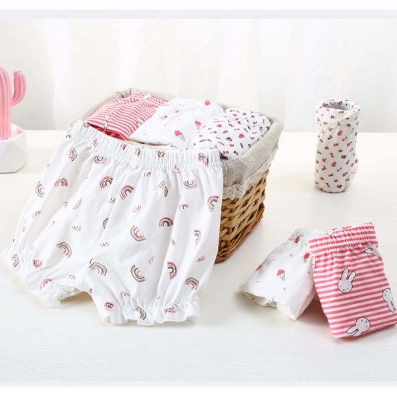 Combo 5 quần đùi mùa hè bèo gấu quần chục chất cotton dư, họa tiết đáng yêu dành cho bé trai và bé gái 5- 13kg