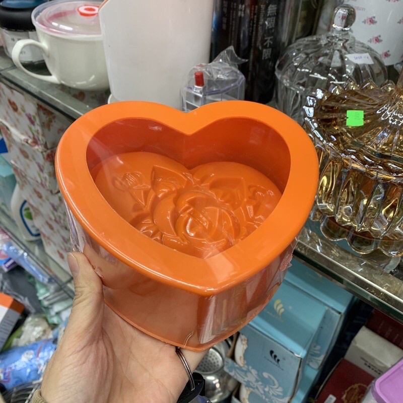 Khuôn xôi hoa trái tim loại to dày dặn