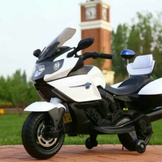 Xe máy điện thể thao phân khối lớn
