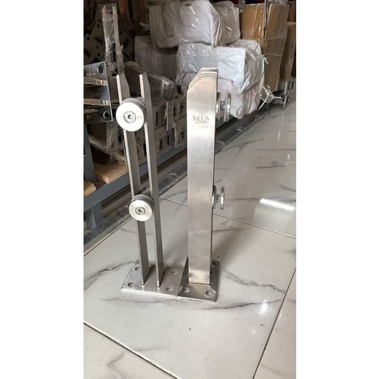 Trụ kép inox đặc 304 2 mảnh mờ xước