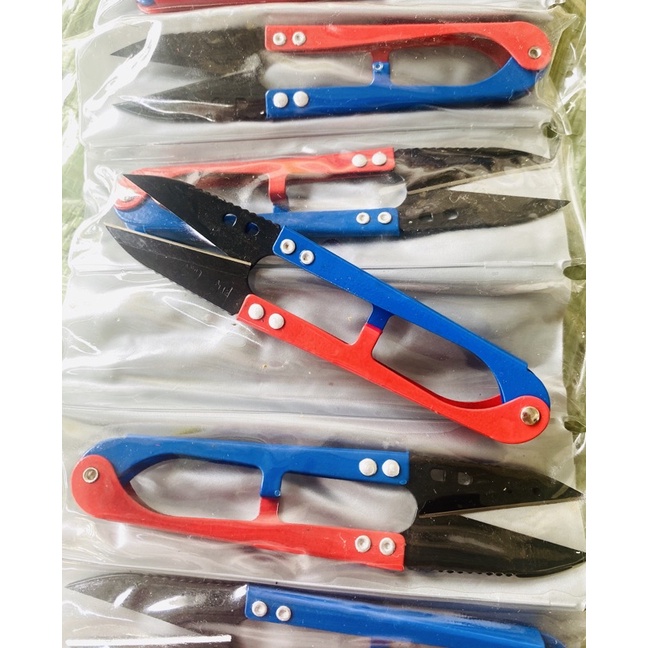 KÉO BẤM CHỈ RĂNG CƯA CÁN XANH,ĐỎ-12 cây/1 vỉ