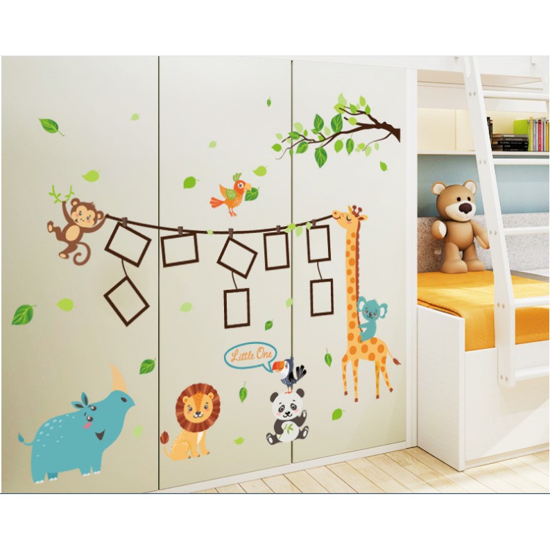 Decal trang trí tường Các Thú làm Dây leo treo ảnh