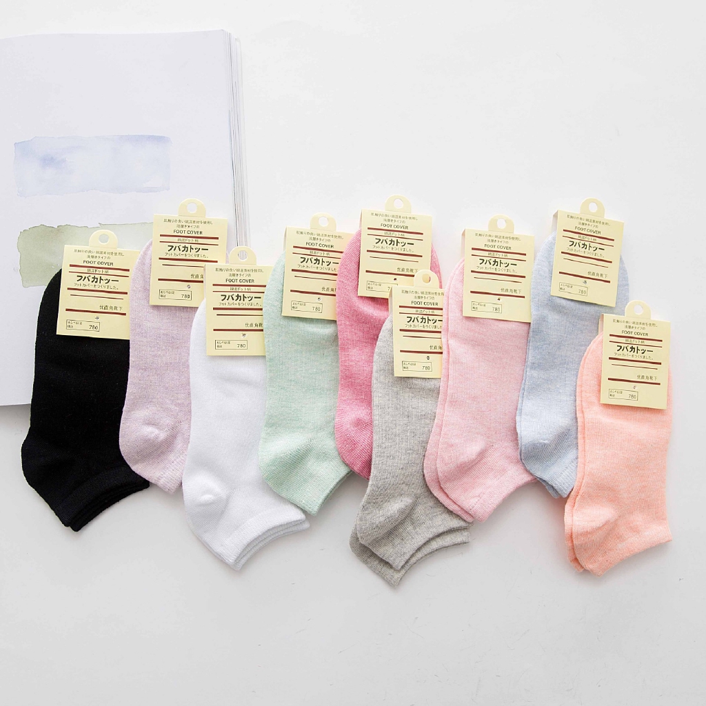 Đôi Tất Cotton Màu Trơn Thoáng Khí Xinh Xắn Cho Nữ