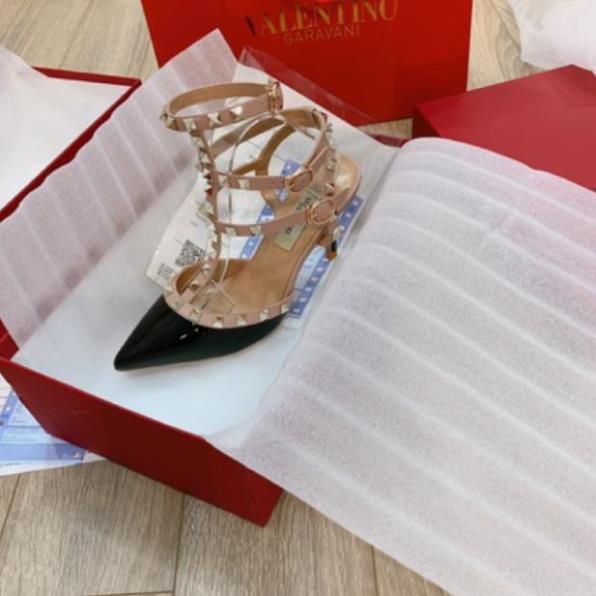 |  New | Real Sandal valentino viền đinh da bóng fullbox bill túi giấy Đẹp Xịn . 2020 new .. .. . . . : You ; *