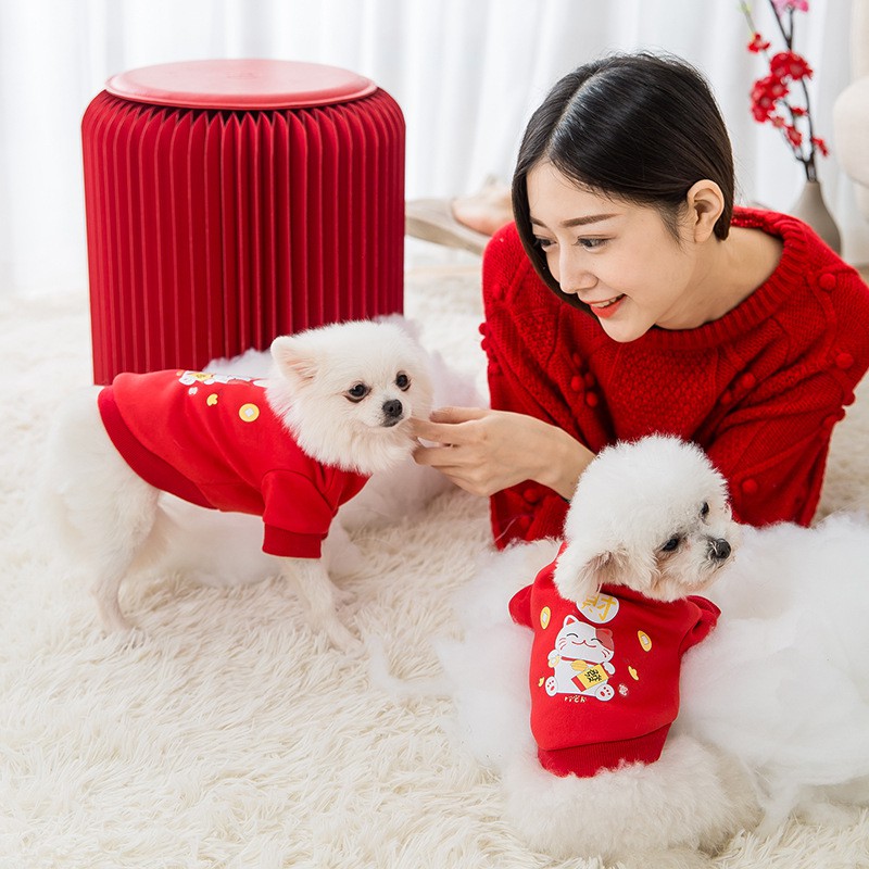 QUẦN ÁO CHÓ MÈO NOEL TẾT 2022 - ÁO NỈ ĐỎ CHO CHÓ MÈO HỌA TIẾT DỄ THƯƠNG