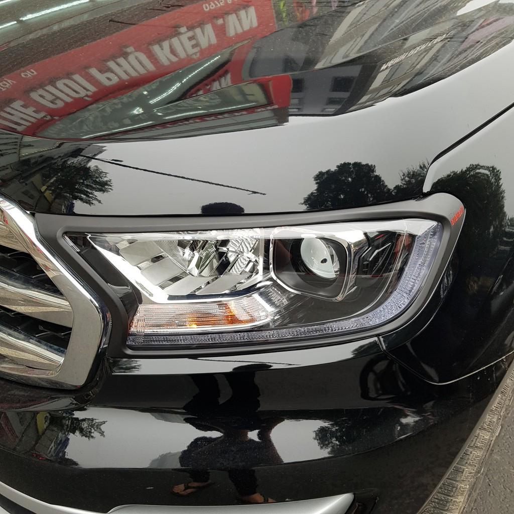 Bộ Ốp đèn pha hậu Ford Everest 2018 - 2022, 2 màu