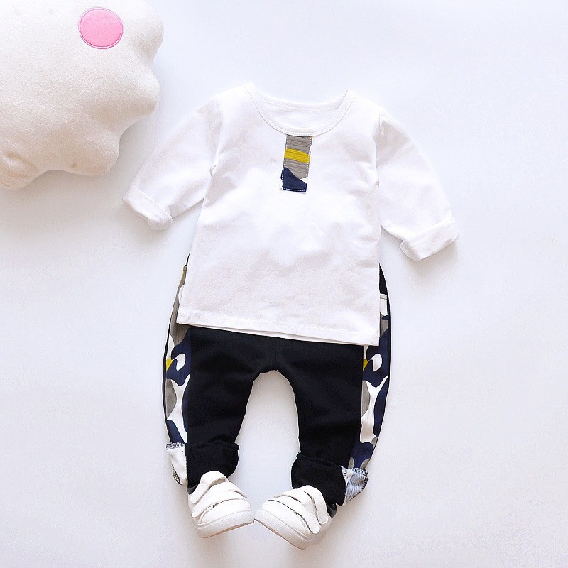 Bộ trang phục áo thun tay dài + áo khoác + quần dài cho trẻ em