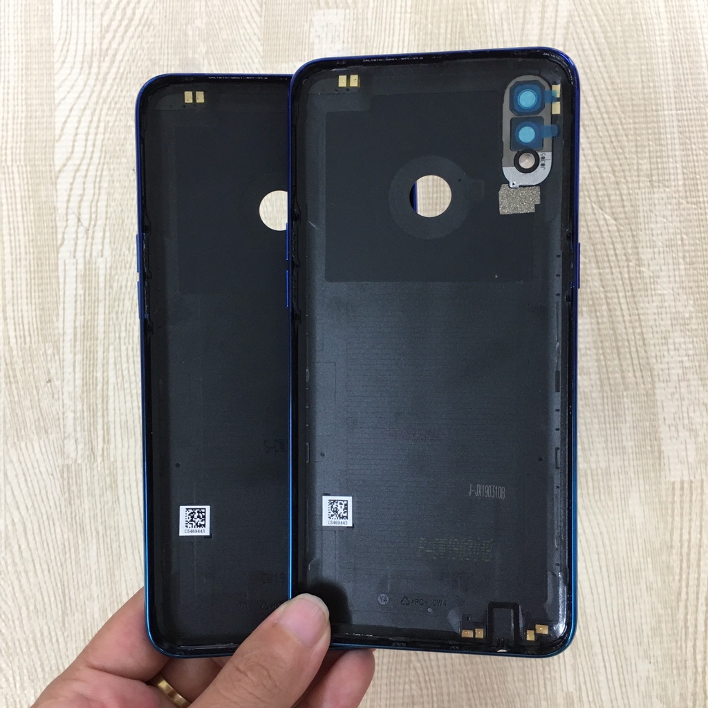 Nắp lưng Oppo Realme 3 - Zin New