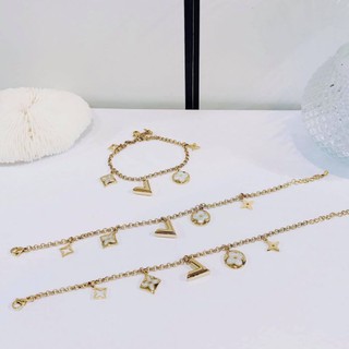 lắc tay hoạ tiết lv sáng đẹp