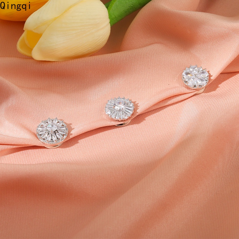 Ghim cài áo MISS ZOE hình hoa đính đá thời trang