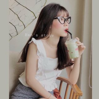 Áo kiểu viền bèo mút ngực