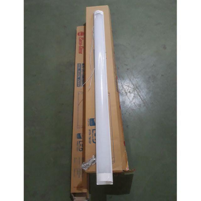 Đèn Led bán nguyệt Rạng Đông ,VNE, CENHOUSE siêu sáng led 1m2 chính hãng tiết kiệm điện đủ công suất 40W