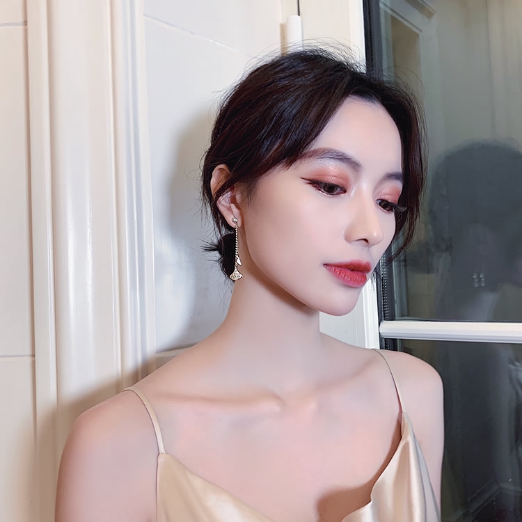 Bông tai bạc 925 dáng dài hình quạt đính kim cương nhỏ sang trọng phong cách Hàn Quốc đơn giản nhẹ nhàng cao cấp