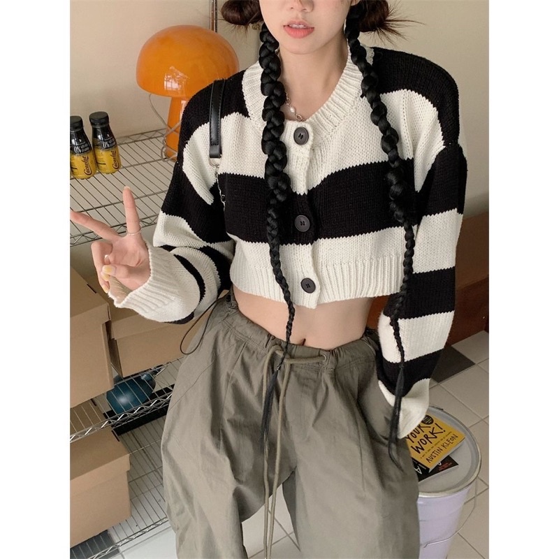 Áo len sọc croptop