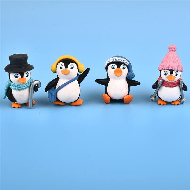 Set 4 Mô Hình Búp Bê Chim Cánh Cụt Rêu Trang Trí Giáng Sinh / Năm Mới