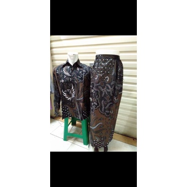 Giao thức hàng đầu. Váy batik Hoàn Chỉnh Và Áo Sơ Mi Và Bộ Sưu Tập Hàng Đầu.